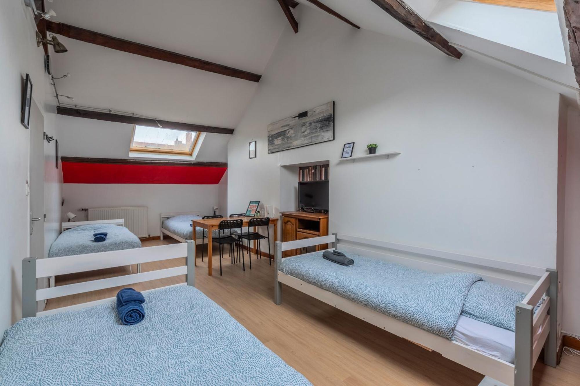 Douai House Hotell Eksteriør bilde
